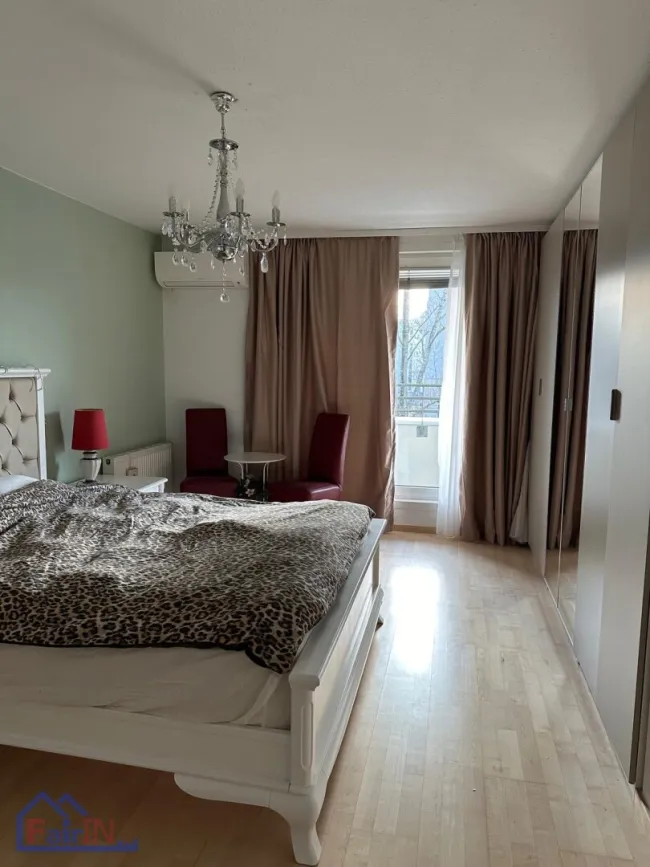 +++2-Zimmer-Wohnung mit Loggia, Klimaanlage und Lift+++ - Bild
