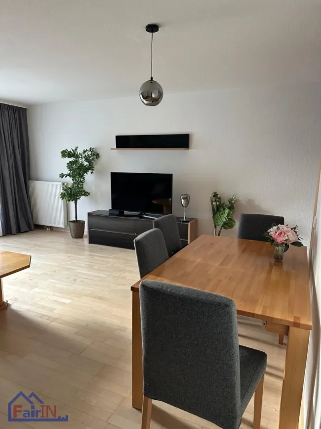 +++2-Zimmer-Wohnung mit Loggia, Klimaanlage und Lift+++ - Titelbild