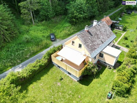 Großzügiges Einfamilienhaus mit 2.270 m² Grundstück und vielseitigen Nutzungsmöglichkeiten