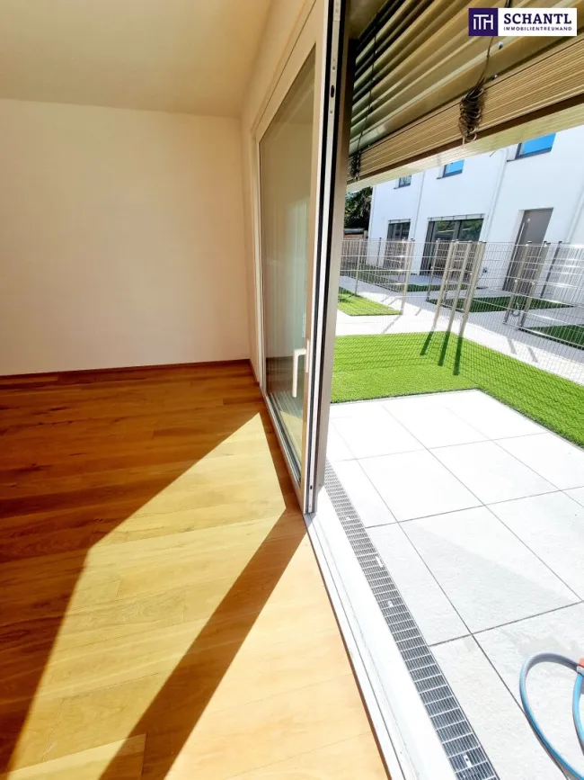 Fire Sale! Happy to be here! WOW - Cooles Townhouse mit Garten! Erdwärme + Absolute Ruhelage + Tiefgarage + Ideale Süd Ausrichtung! Nachhaltig und zukunftssicher investiert! - Bild