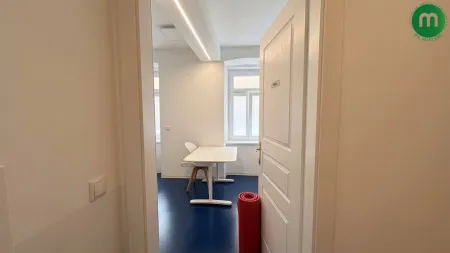 Vorzimmer zum Praxiszimmer