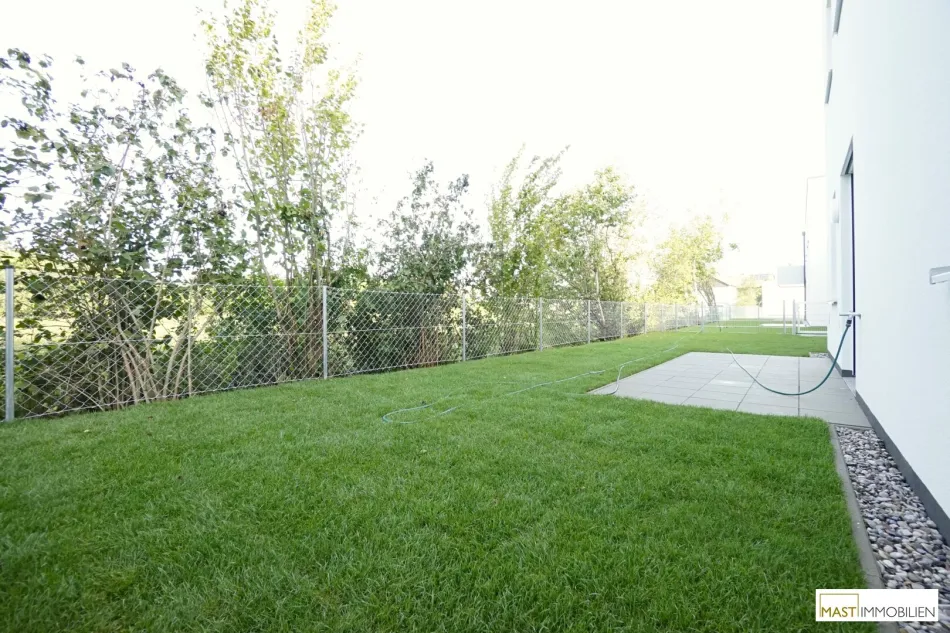 PROVISIONSFREI --- Beeindruckend aufgeteilte 2 Zimmer Garten Wohnung inkl. EWE Einbauküche in Pixendorf - Bild