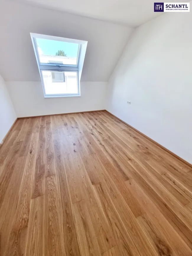 Fire Sale! Ihr neues Familienparadies! WOW - Cooles Townhouse mit Garten! 4 Zimmer + Ideale Raumaufteilung + Erdwärme + Absolute Ruhelage + Tiefgarage! Nachhaltig und zukunftssicher investiert! - Bild