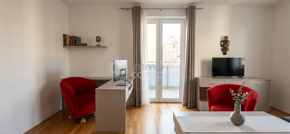 Anspruchsvoll kernsanierte, neuwertige 2-Zi-Balkonwohnung in Ruhelage nahe U6 Niederhofstrasse - Bild