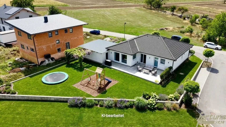 Neuer Bungalow. Garten. Terrasse. Fair im Preis. - Bild