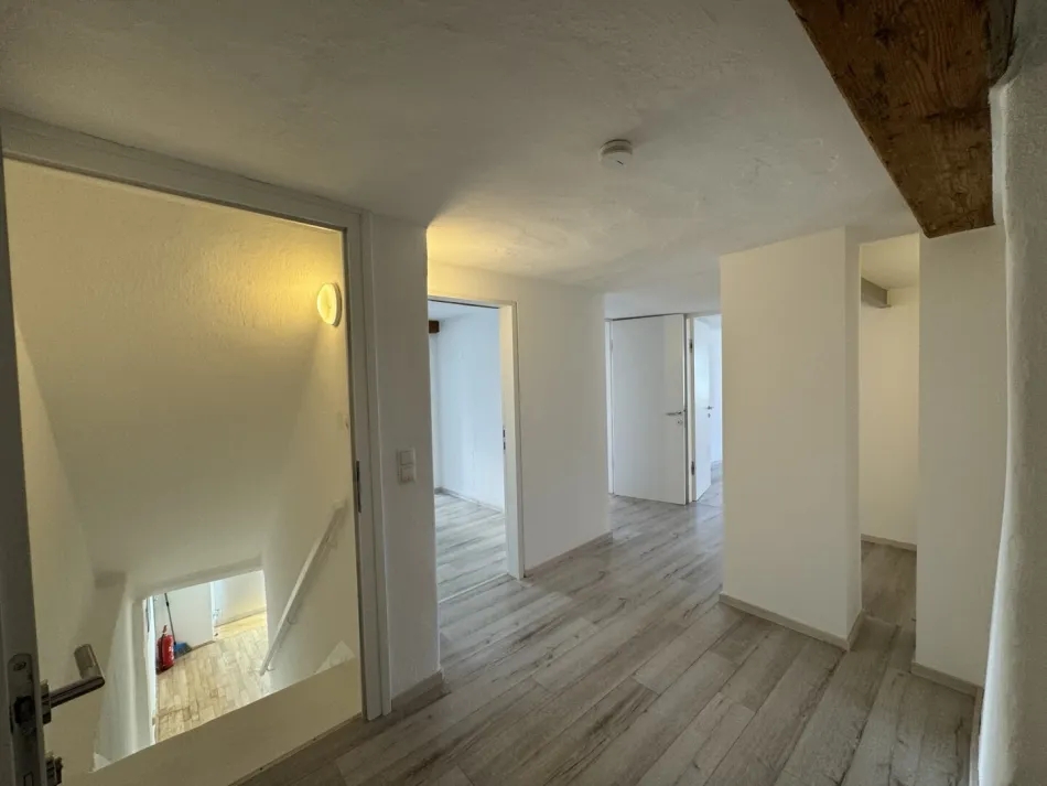 Historischer Charme trifft modernes Wohnen – 3-Zimmer-Wohnung in Gnigl - Bild