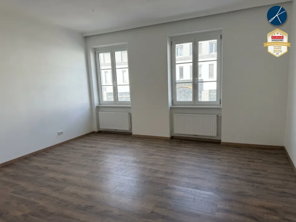 Erstbezug nach Sanierung in zentraler Wohnlage - Bild