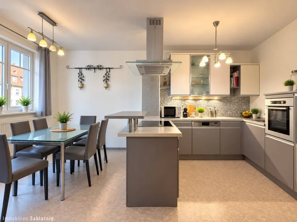 GEPFLEGTE 3-Zi-EG-WOHNUNG in Gänserndorf! Terrasse, Garage & Einbauküche! - Titelbild