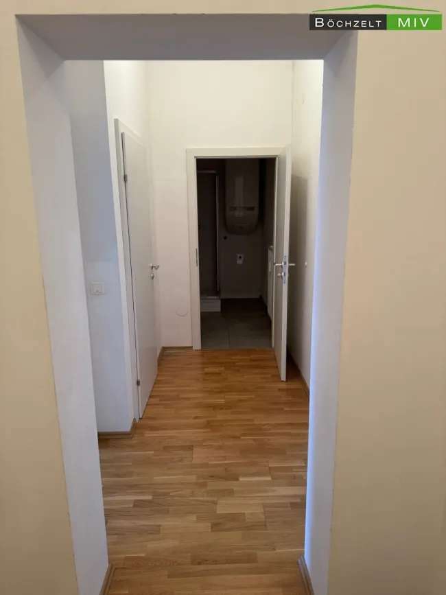 Helle, geförderte 2-Zimmer-Mietwohnung mit möblierter Küche in Leoben - Bild