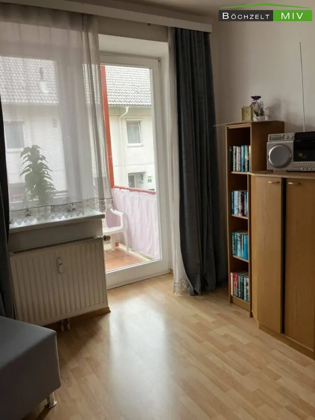 Gemütliche 4-Zimmer-Wohnung mit Balkon - möbliert in Fohnsdorf - Bild