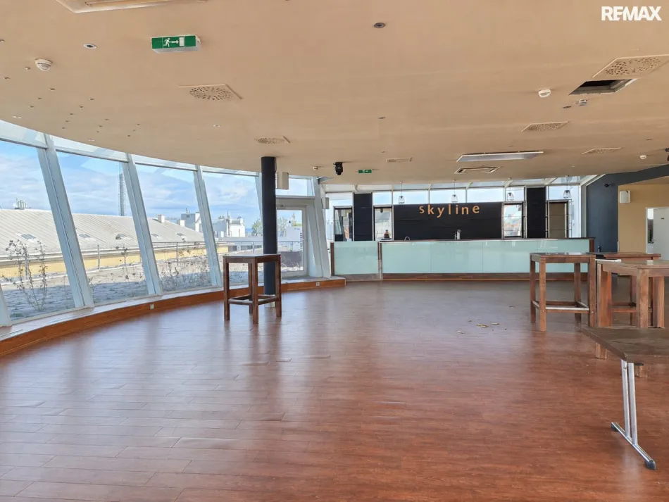 Exklusive Gewerbefläche mit Panorama-Dachterrasse – Gestalten Sie Ihren zukünftigen Unternehmensstandort über den Dächern von Wiener Neustadt - verfügbar 2027! - Bild