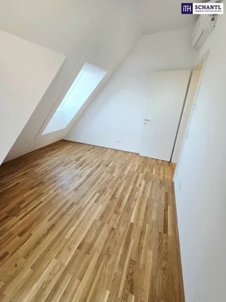 WOW - Ab ins Dachgeschoss mit 3 Terrassen! Klimaaktiv Bronze + Lichtdurchflutet + Perfekte Raumaufteilung + Hochwertige Ausstattung + Nachhaltig! TOP Neubau-Projekt mit naturnahen Gewässern ums Eck!