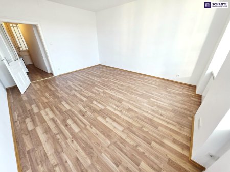 SOMMER Aktion: Nur 50% Provision! Die leise Seite des Stadtlebens! Kompakte Kleinstwohnung im 3.Stock mit eingereichtem, großen Balkon! U-Bahn um´s Eck! Ruhige Hoflage in 1030 Wien + Schönes Altbauhaus! Nicht zögern!