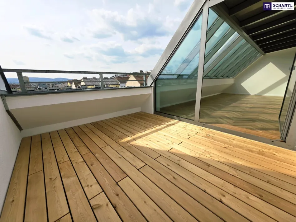 Jetzt kurzfristig 50% Provision sparen! Ein frisch saniertes Schmankerl! Traumhafter Blick auf das Schloss Schönbrunn! Happy to be here! Lichtdurchflutet + Super hohe Räume im Dachgeschoss + Terrasse mit Fernblick + Beste Infrastruktur und Anbindung! - Titelbild