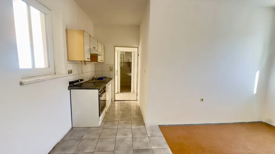 Günstige Erdgeschosswohnung! - Bild