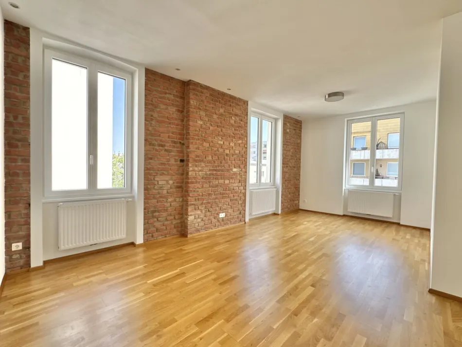 PROVISIONSFREIE 2 ZIMMER IN GENERALSANIERTEM GRÜNDERZEITHAUS - Titelbild