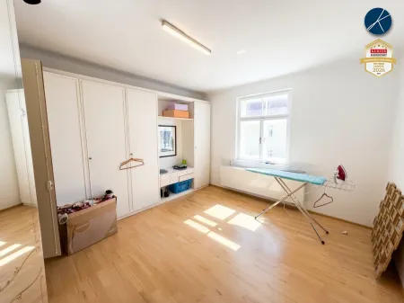 Ankleide/Kinderzimmer
