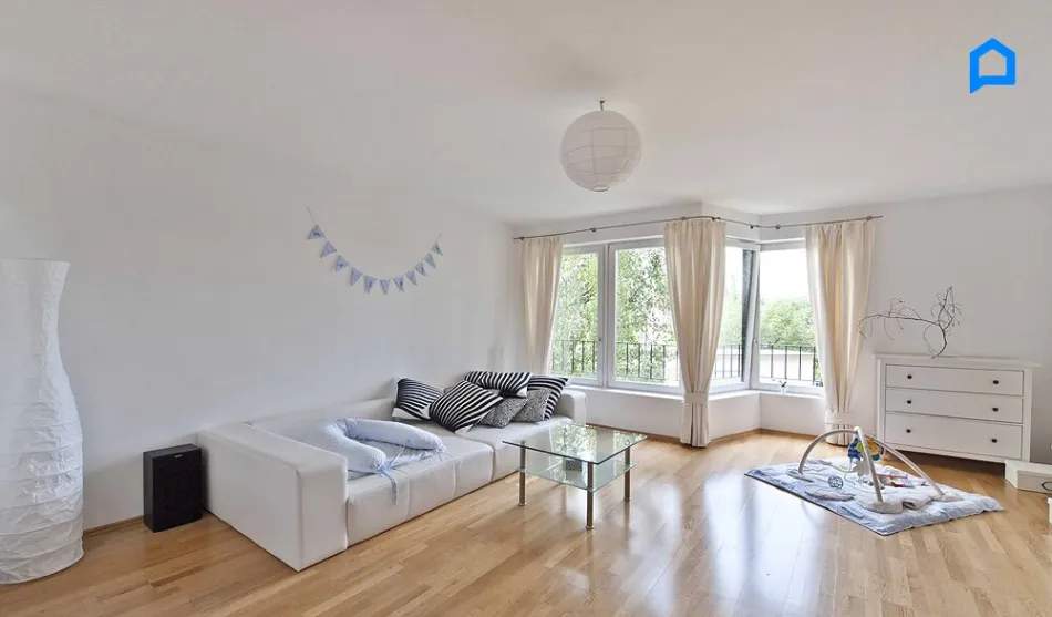 Gepflegtes Reihenhaus in Grünlage 5 Zimmer mit Pkw Stellplatz und kleinem Garten - Bild