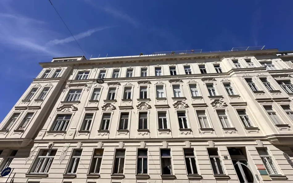 ***Anleger aufgepasst / Unbefristet vermietete 3,5-Zimmer-Altbauwohnung in Toplage des 18.Gemeindebezirks*** - Bild
