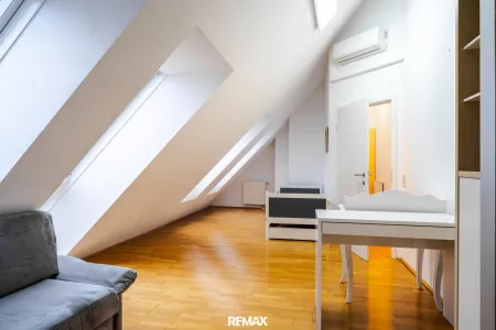 Schlafzimmer 1 Ansicht 1