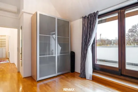 Schlafzimmer 2 Ansicht 2