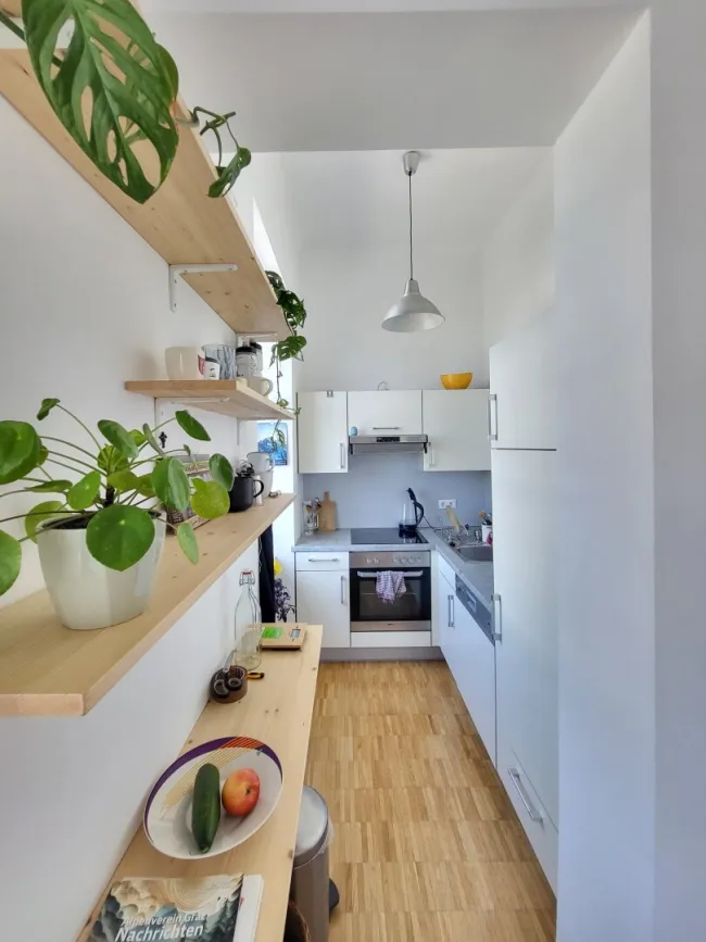 Altbau-Juwel im Lendviertel! 3,40m Raumhöhe, 2 große Zimmer, Ruhelage nah Lendplatz - Bild