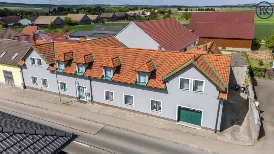 Großzügiges Einfamilien- oder Zweifamilienhaus, das Raum, Ruhe und Wohnqualität vereint. - Bild