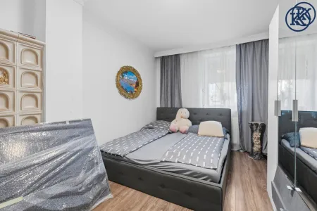 Schlafzimmer 6