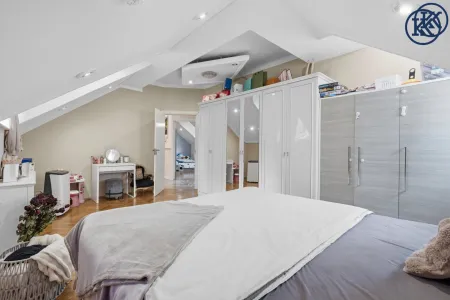 Schlafzimmer 4
