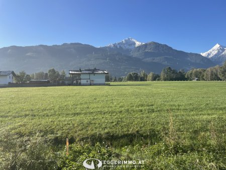 Atemberaubendes Grundstück mit traumhaften Blick auf das Kitzsteinhorn am Golfplatz zu verkaufen