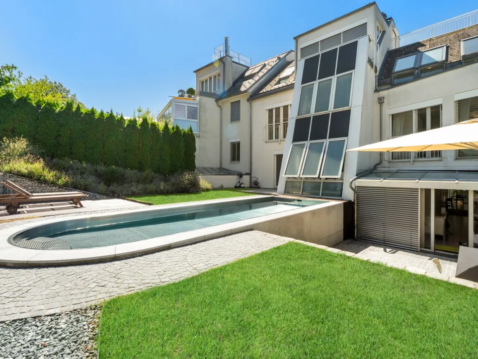 Exklusive Villa mit 7 Zimmern, Garten & Terrassen + 4 Garagestellplätzen in sehr ruhiger und sicher Lage! - Bild