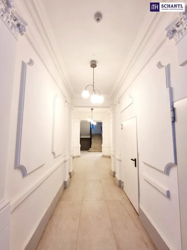 Altbauflair trifft Wohnkomfort - einziehen und verlieben! Kuschelige Kleinwohnung mit riesiger Loggia! Traumhaft sanierter Altbau + Perfekte Raumaufteilung + Hochwertige Ausstattung + Rundum saniertes Haus! - Bild