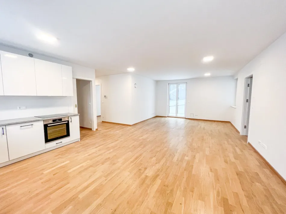 Gartenwohnung mit 4 Zimmer, 121,50 m2 Wohnfläche und 47,84 m2 Garten und 2 Terrassen in Untermauerbach in absoluter Grünruhelage! - Bild