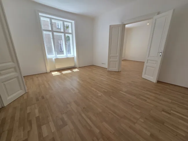 ERSTBEZUG PRATER-BÖCKLINSTRASSE-kl BALKON-5 ZIMMER ALTBAU-WOHNUNG-ERSTBEZUG - Titelbild
