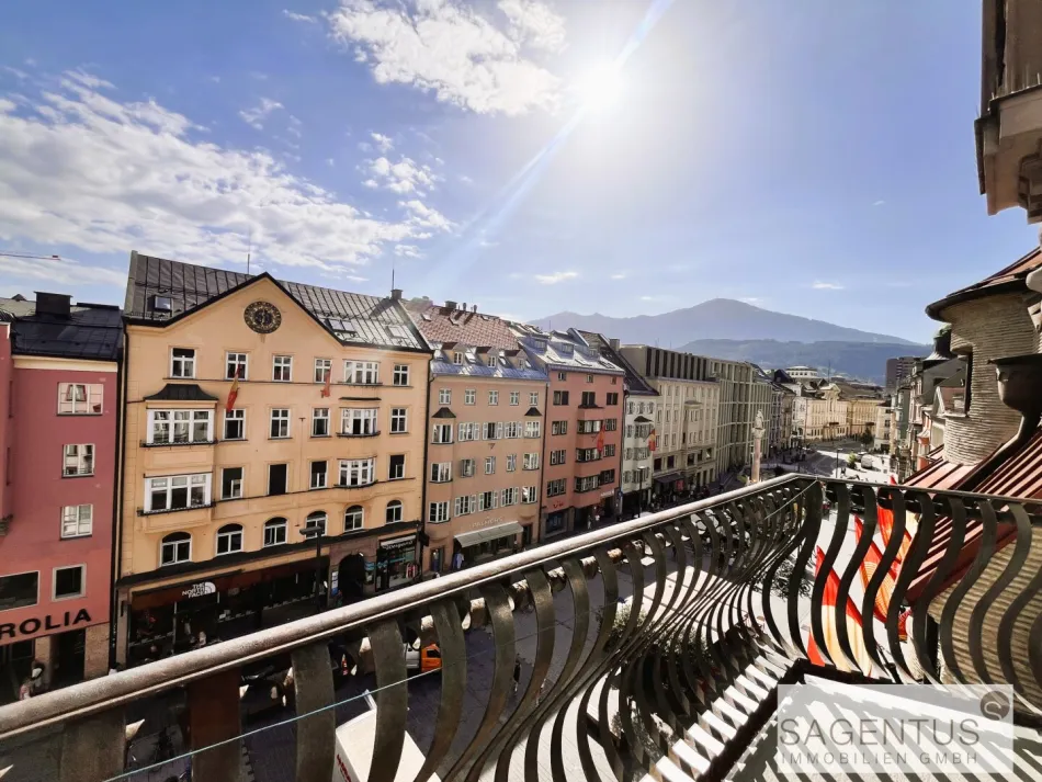 Stilvolles Altbau-Büro mit sensationeller Aussicht im Herzen Innsbrucks – ab November 2026 verfügbar! - Titelbild