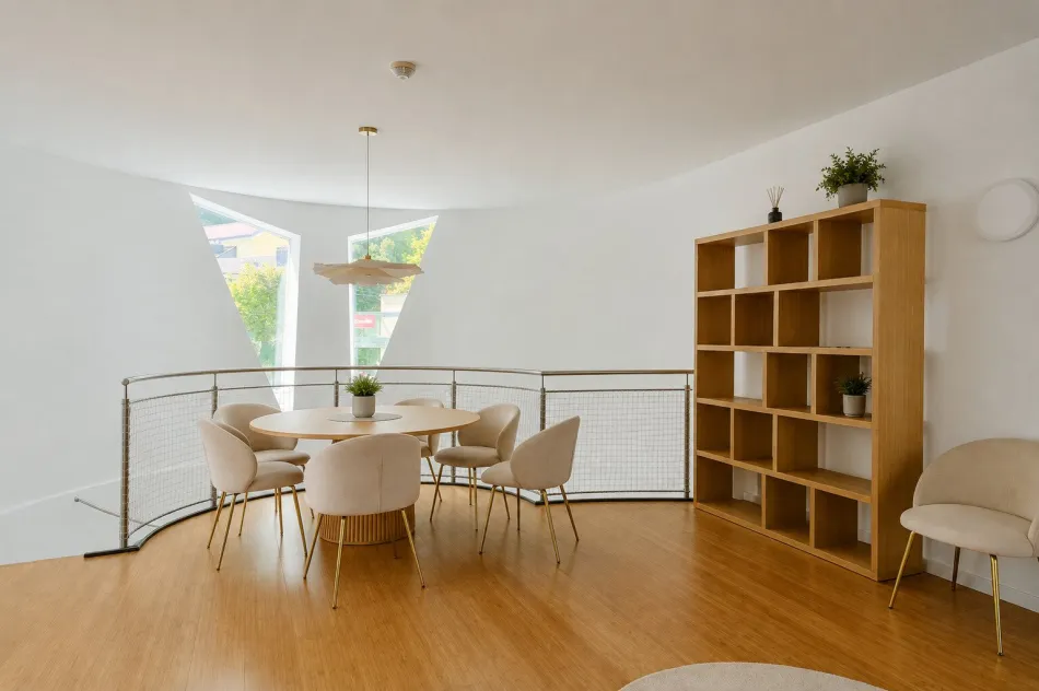Architektur trifft Kunst – Außergewöhnliches Turmhaus in der Kunstmeile Schallmoos Arbeiten, Wohnen & Repräsentieren auf vier Ebenen - Bild