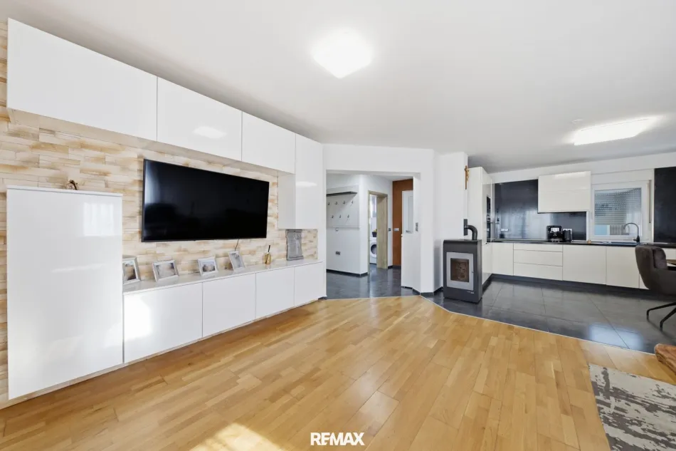 Urlaub zu Hause: Modernes Generationenhaus mit Pool & Palmen-Oase in Aspersdorf! Ideal für Familie, Beruf & Entspannung - Bild