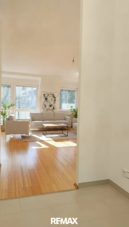 05 Wohnzimmer