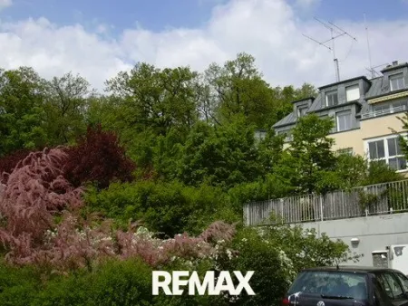 01 Ansicht von der Straßenseite