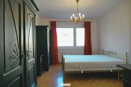Schlafzimmer II