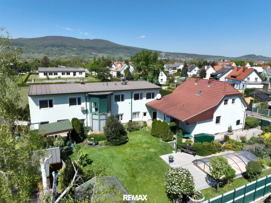 Top instandgehaltenes Haus auf großzügigem Grundstück - zweites Haus inklusive!!! - Titelbild