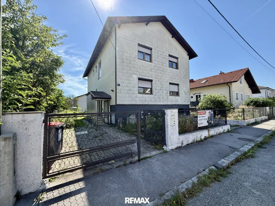 Bestlage Bad Vöslau – Großzügiges Ein- oder Zweifamilienhaus mit viel Potenzial - Titelbild