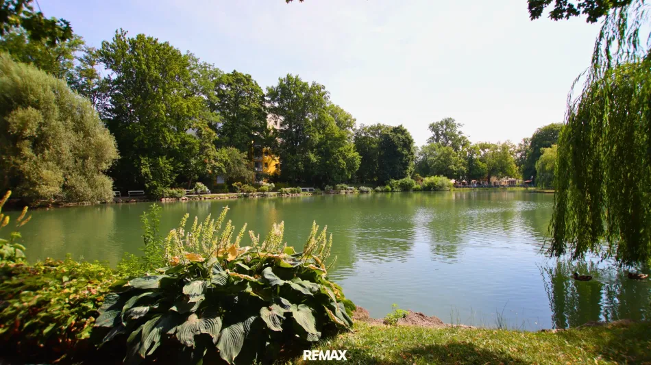 AM DOBLHOFFPARK: Wohnen im Grünen - Titelbild