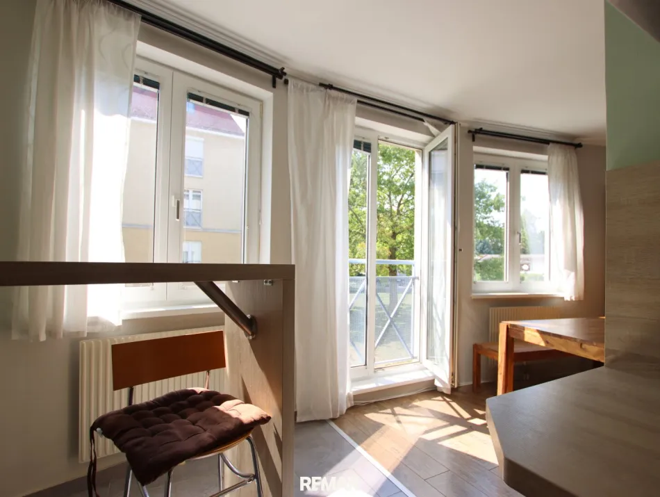 Hell. Ruhig. Zuhause. – 3-Zimmer-Wohnung mit Tiefgaragenplatz - Bild