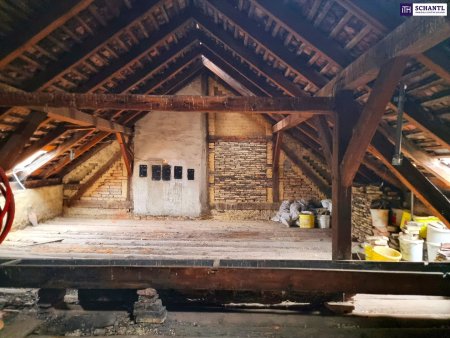 Heute kaufen - Morgen bauen! Fantastischer Rohdachboden mit Baubewilligung inkl. Altbauwohnung! Tolle Lage in 1160 Wien + Viele Vorarbeiten bereits geleistet + Ruhige Seitengasse!