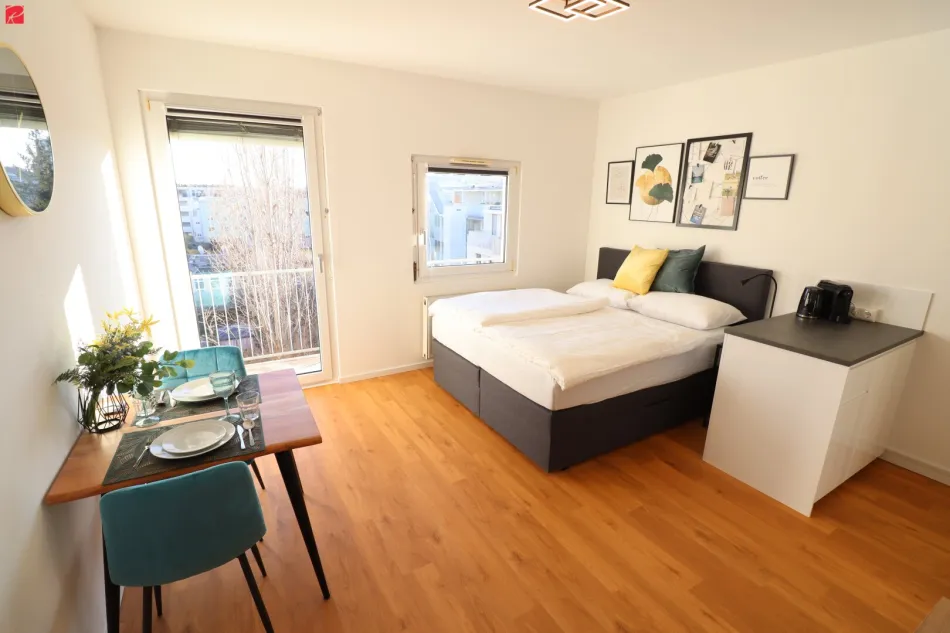 Voll möbliertes City Apartment mit Schloßbergblick! - Bild