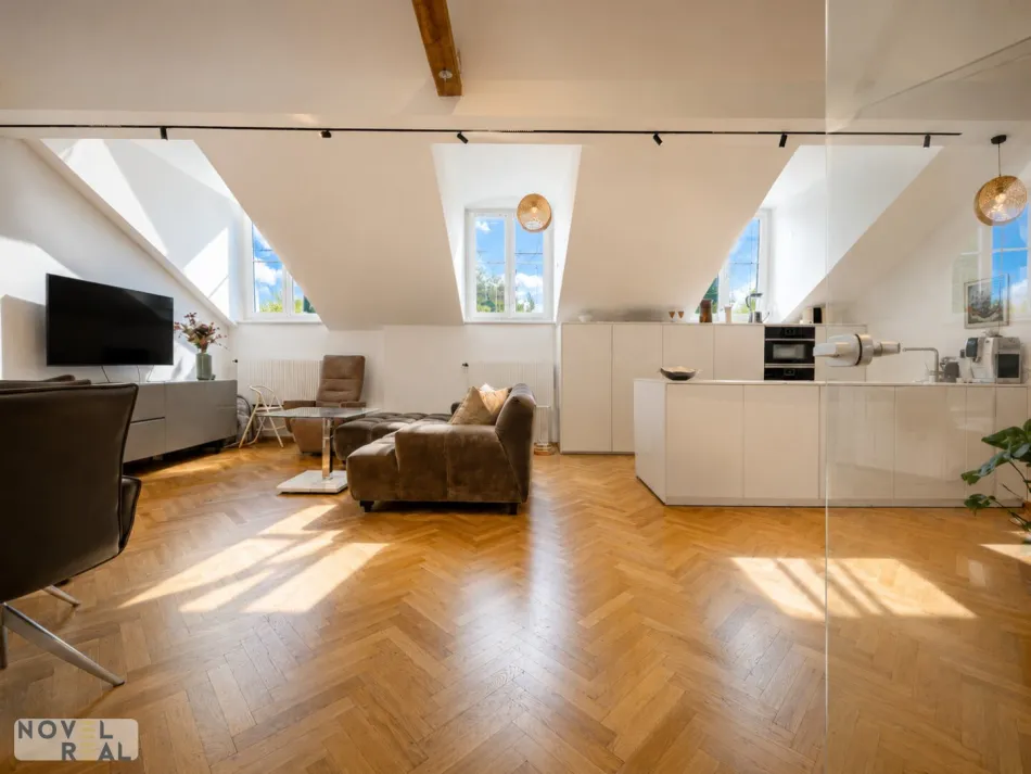 Spektakuläres Penthous mit großzügiger Dachterrasse - Bild