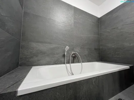 Badezimmer 1