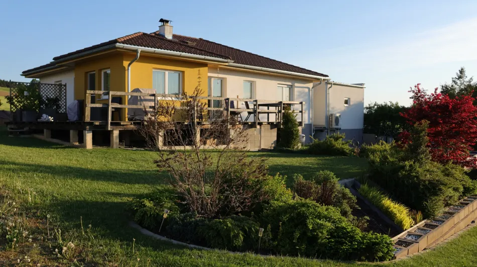 Traumhaus_aussen1.jpg
