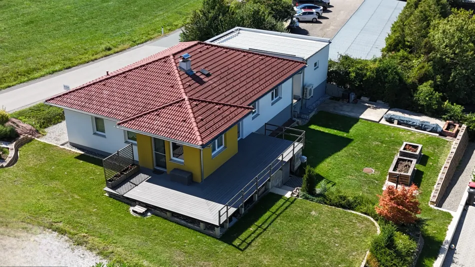 Traumhaus_aussen1.jpg